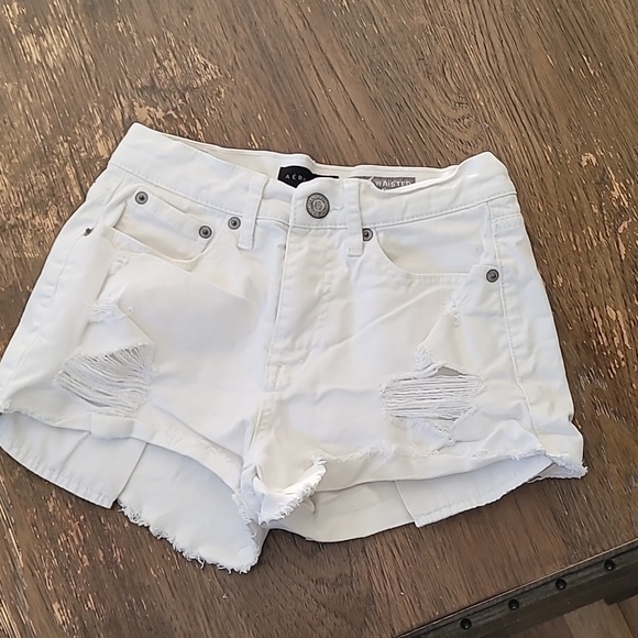 Aeropostale Size 0 shorts(white) - Picture 6 of 6